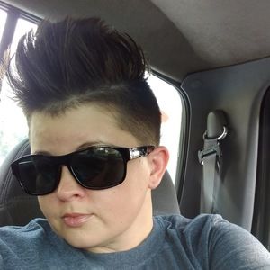 Meet your Posher, Ashley